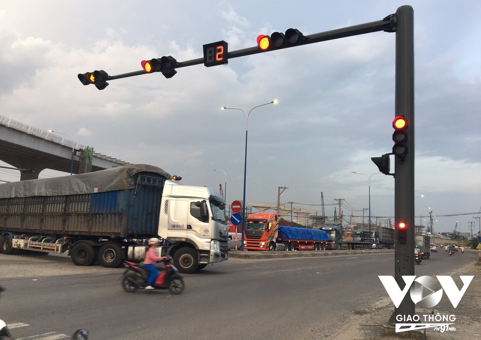 Điểm quay đầu gần cầu Bà Khâm, 1 trong những vị trí nguy hiểm trên đường ĐT 743,