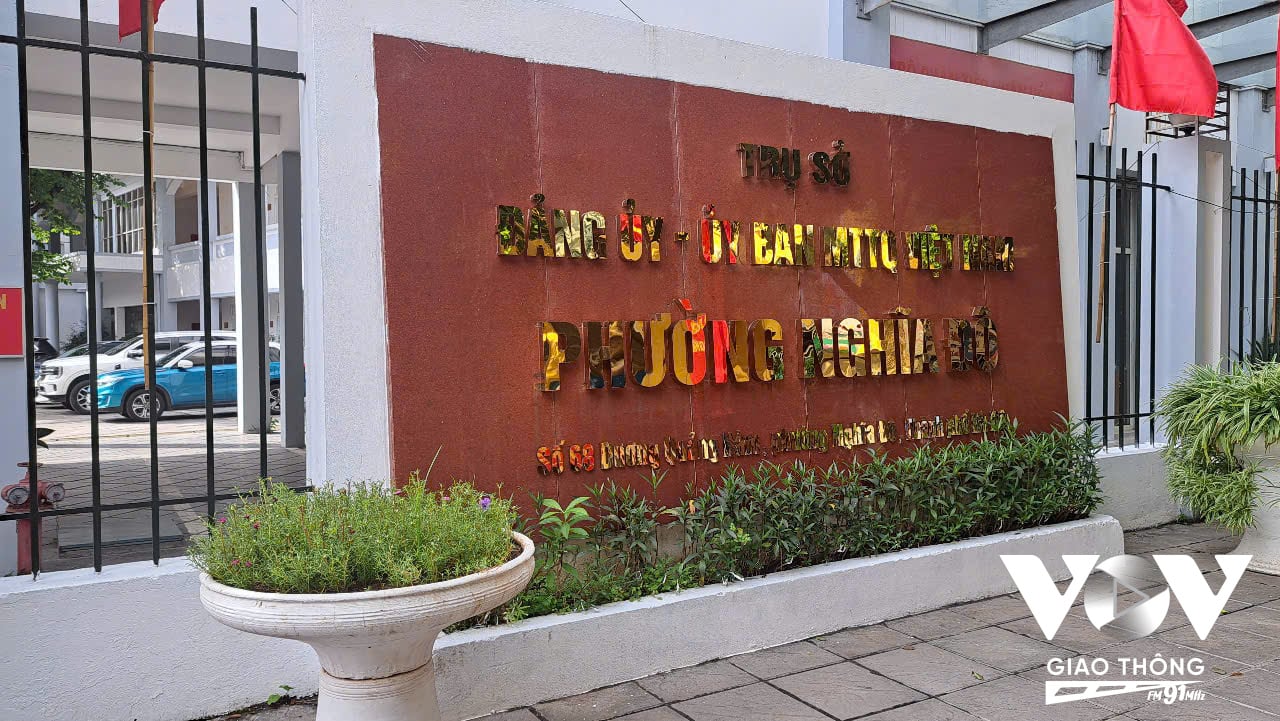 Ở các địa phương, hầu hết xã, phường đều sử dụng 2 trụ sở để đảm bảo đủ chỗ làm việc cho cán bộ sau sáp nhập.