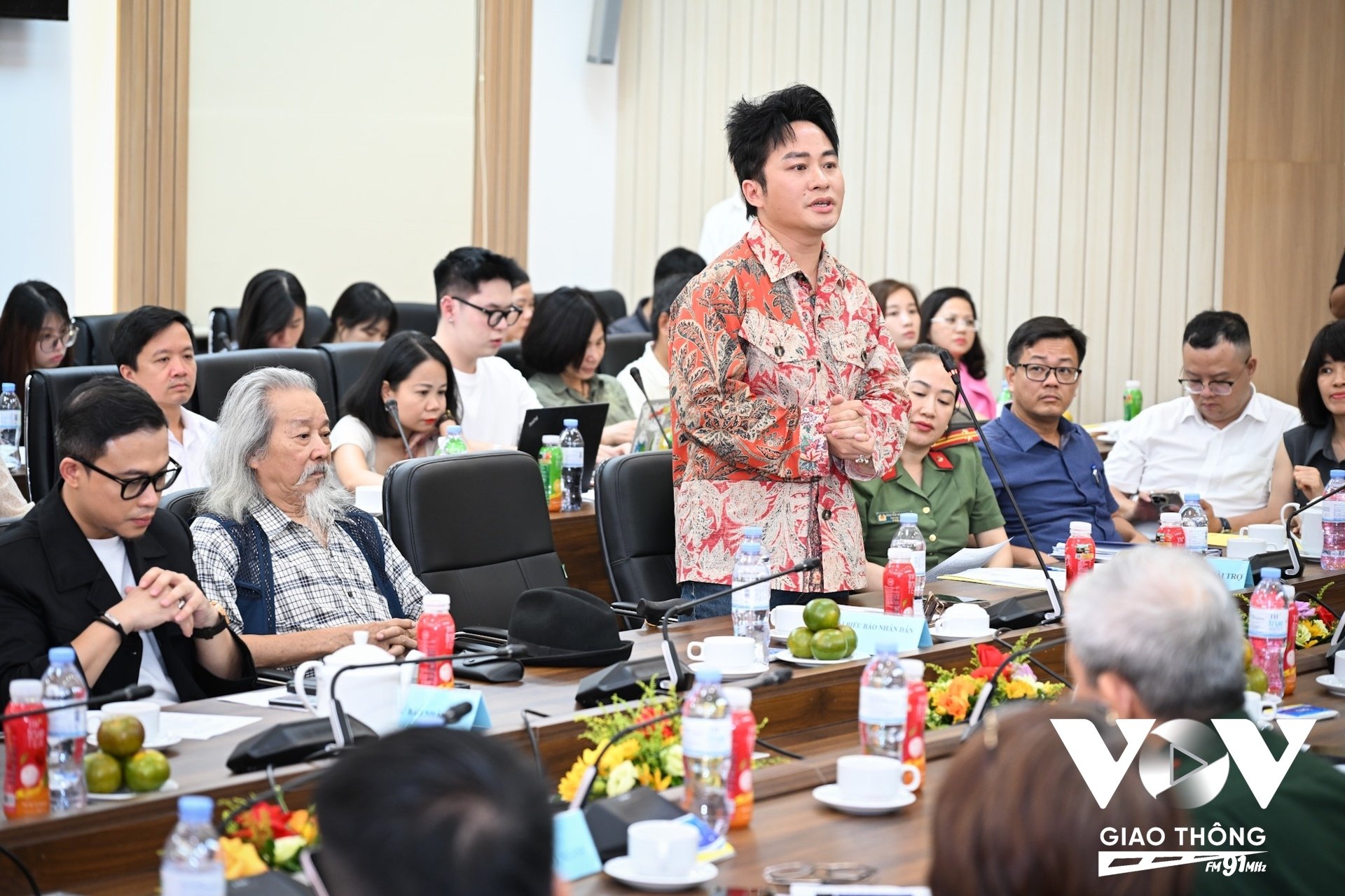 Chương trình “Tổ quốc trong tim” có sự góp mặt của nhiều ca sĩ nổi tiếng.