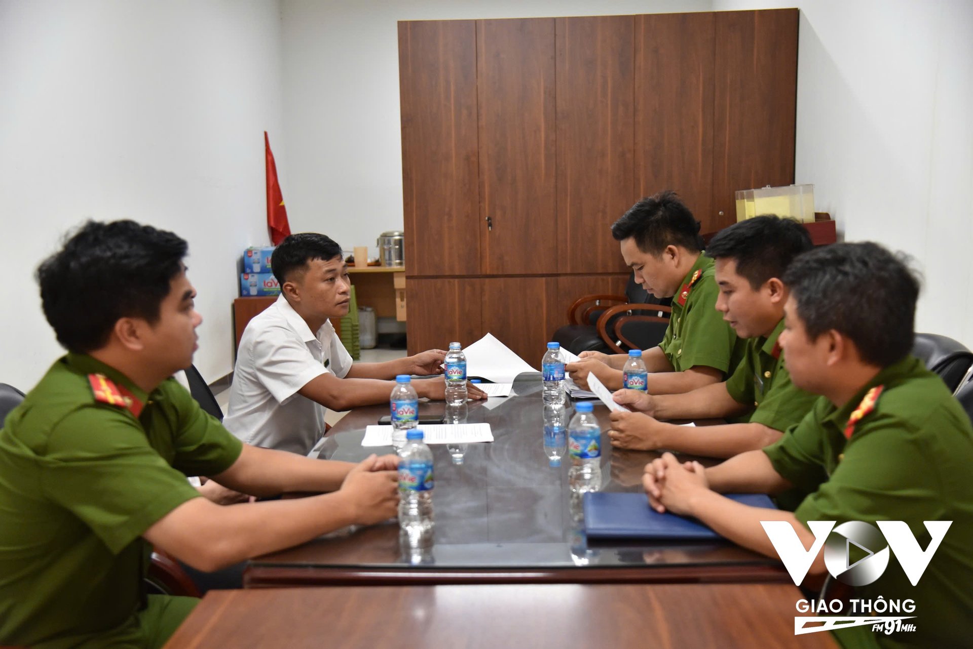 Đội Chữa cháy & Cứu nạn cứ hộ số 13 (Phòng Cảnh sát PCCC&CNCH Công an TP Hà Nội) tuyên truyền an toàn PCCC tại một số chung cư