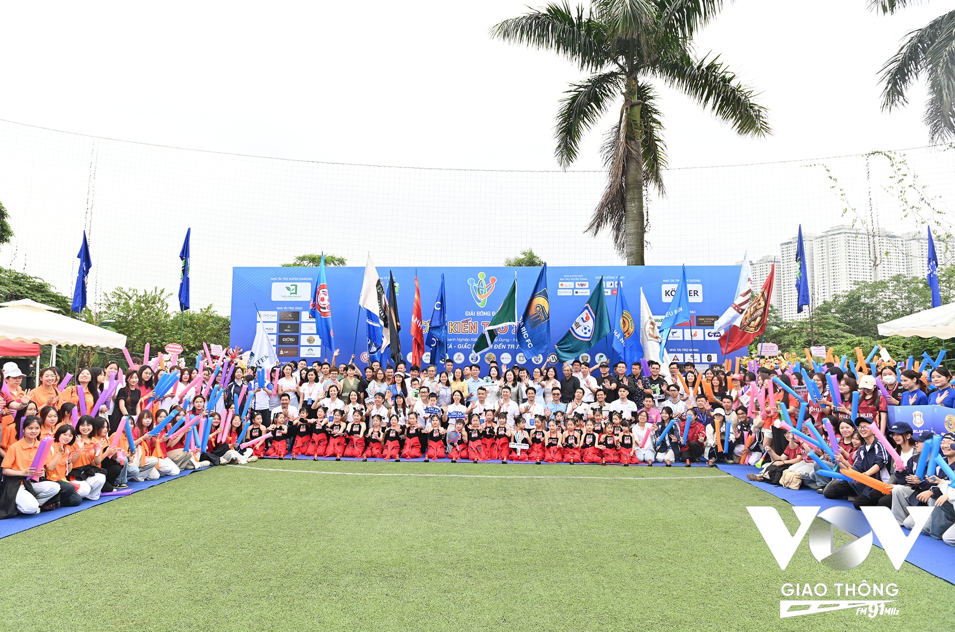 Bên cạnh yếu tố chuyên môn, Ban tổ chức cũng nhấn mạnh tinh thần thi đấu fair play, hướng tới hình ảnh đẹp cả trong và ngoài sân cỏ