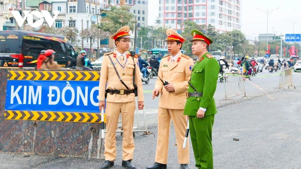 HĐND TP Hà Nội thông qua mức hỗ trợ mỗi một cán bộ CSGT thêm 5 triệu đồng/tháng