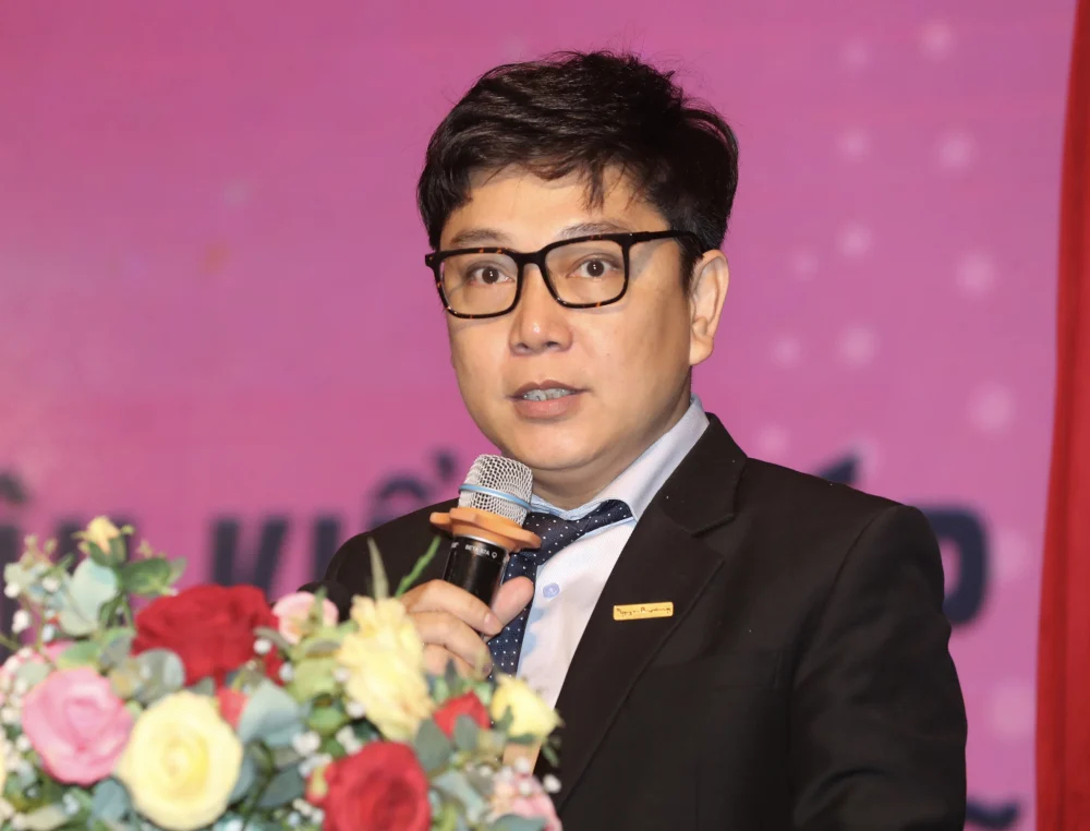 Ông Nguyễn Tấn Phong, Giám đốc Trung tâm Tư vấn Pháp luật, Hiệp hội Thương mại Điện tử Việt Nam (VECOM)