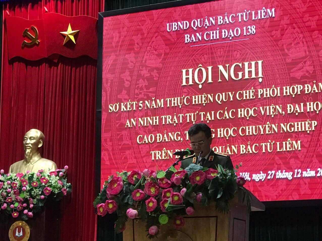 Đồng chí Thiếu tướng Nguyễn Anh Tuấn- Phó Giám đốc CATP Hà Nội phát biểu chỉ đạo tại Hội nghị