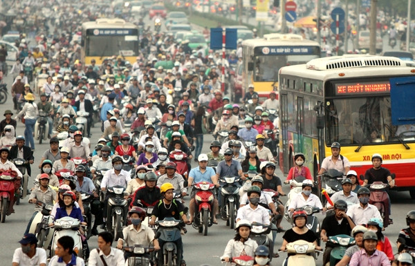 Số lượng xe máy trên địa bàn Hà Nội hiện quá lớn và rất nhiều trong số đó thiếu an toàn do đã lưu hành lâu năm.