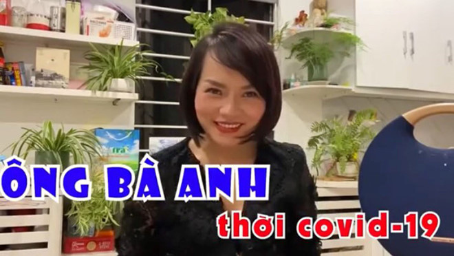 Ca sĩ Thái Thùy Linh trong clip hát ca khúc Ông bà anh thời Covid-19  Ảnh cắt từ clip