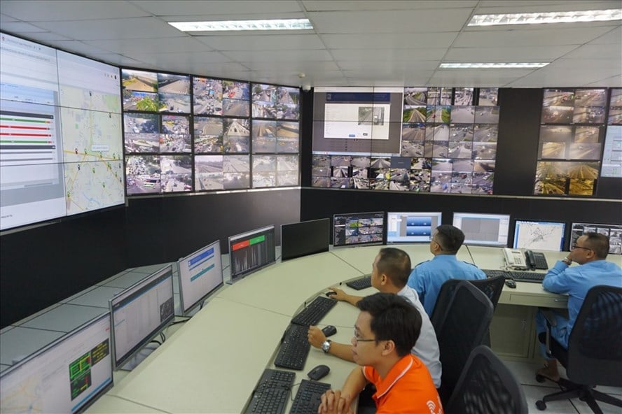 Trung tâm điều khiển giao thông đặt tại trụ sở quản lý đường hầm sông Sài Gòn (quận 2, TPHCM) 
