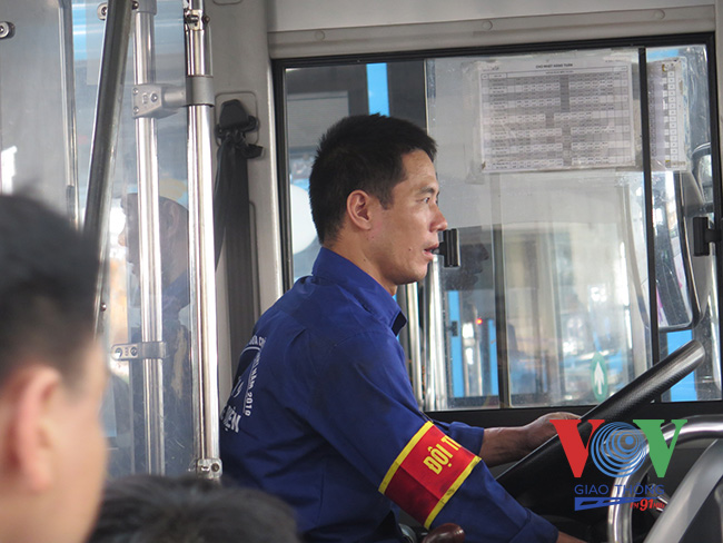Mục sở thị công nhân Transerco bảo dưỡng xe buýt