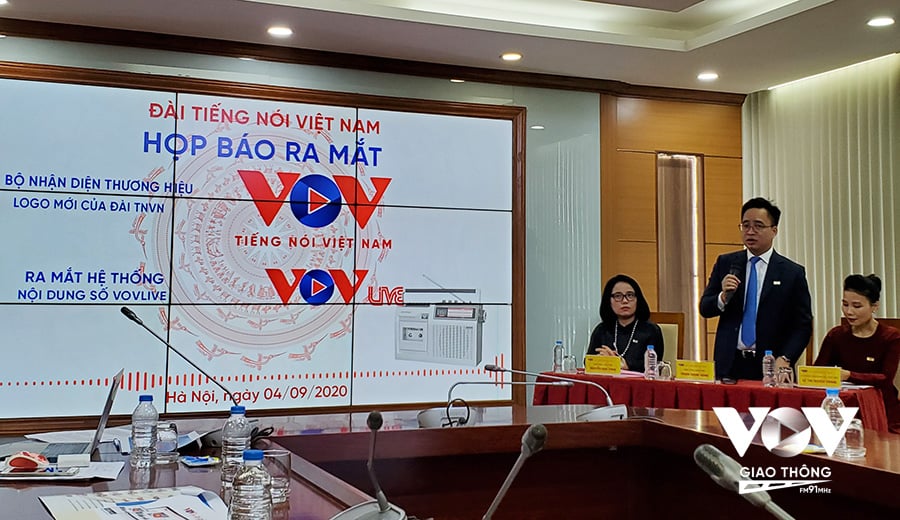 Sáng nay, tại trụ sở 58 Quán Sứ,  Đài Tiếng nói Việt Nam tổ chức họp báo công bố Logo và bộ nhận diện thương hiệu mới
