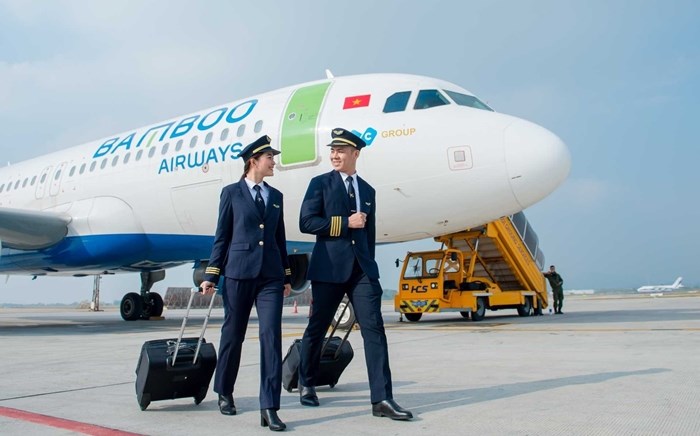 Bamboo Airways vẫn theo đuổi mục tiêu mở rộng đội bay lên 40 chiếc trong năm 2021. Ảnh: Bamboo Airways Với mục tiêu đuổi kế hoạch mở rộng đội máy bay trong năm 2021, từ đầu năm đến nay, Bamboo