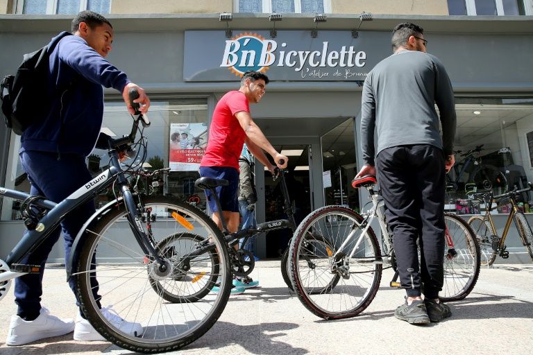 Cuộc khảo sát mới đây cho thấy số người đi xe đạp trên đường phố Paris (Pháp) tăng hơn 50%. 