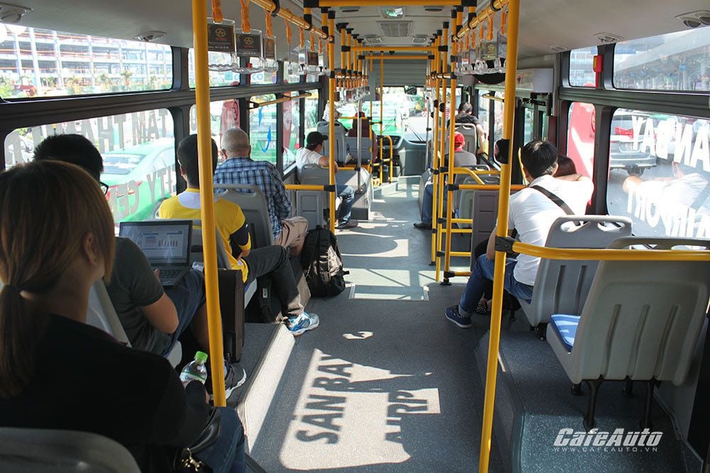 Hình ảnh vệ sinh xe buýt chắc chắn sẽ gợi ý cho bạn rằng việc duy trì sự sạch sẽ của công cộng có thể làm tăng chất lượng cuộc sống của tất cả mọi người. Chỉ cần một chút làm sạch sau mỗi chuyến đi, chúng ta sẽ có một môi trường xe buýt sạch sẽ và thoải mái hơn rất nhiều.
