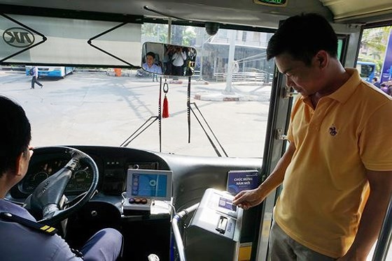 é liên thông vận tải công cộng giúp hành khách tiếp cận được với nhiều loại hình như xe buýt, đường sắt đô thị, metro. (Ảnh: Việt Hùng/Vietnam)