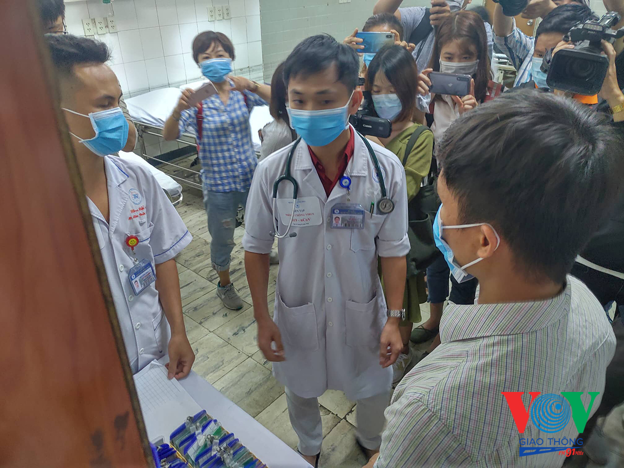 Tình huống giả định thứ 2 là khoa cấp cứu bệnh viện tiếp nhận bệnh nhân vừa từ Trung Quốc về và có các triệu chứng nghi nhiễm nCoV đến khám tại Khoa Cấp Cứu
