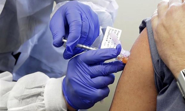 Trung Quốc thử nghiệm lâm sàng trên cơ thể người 2 loại vắcxin phòng COVID-19