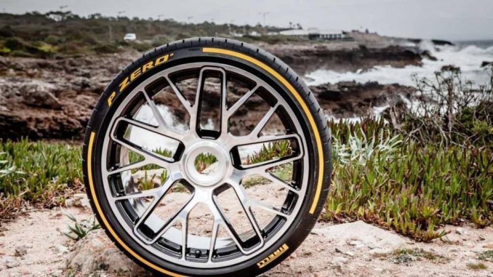 Pirelli vừa công bố loại lốp xe mới có khả năng nhận và gửi thông tin về điều kiện đường sá đến những chiếc xe khác để cảnh báo nguy hiểm.
