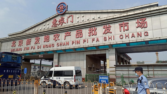 Chợ bán buôn lớn nhất ở thủ đô Bắc Kinh (Trung Quốc) đã đóng cửa do Covid 19