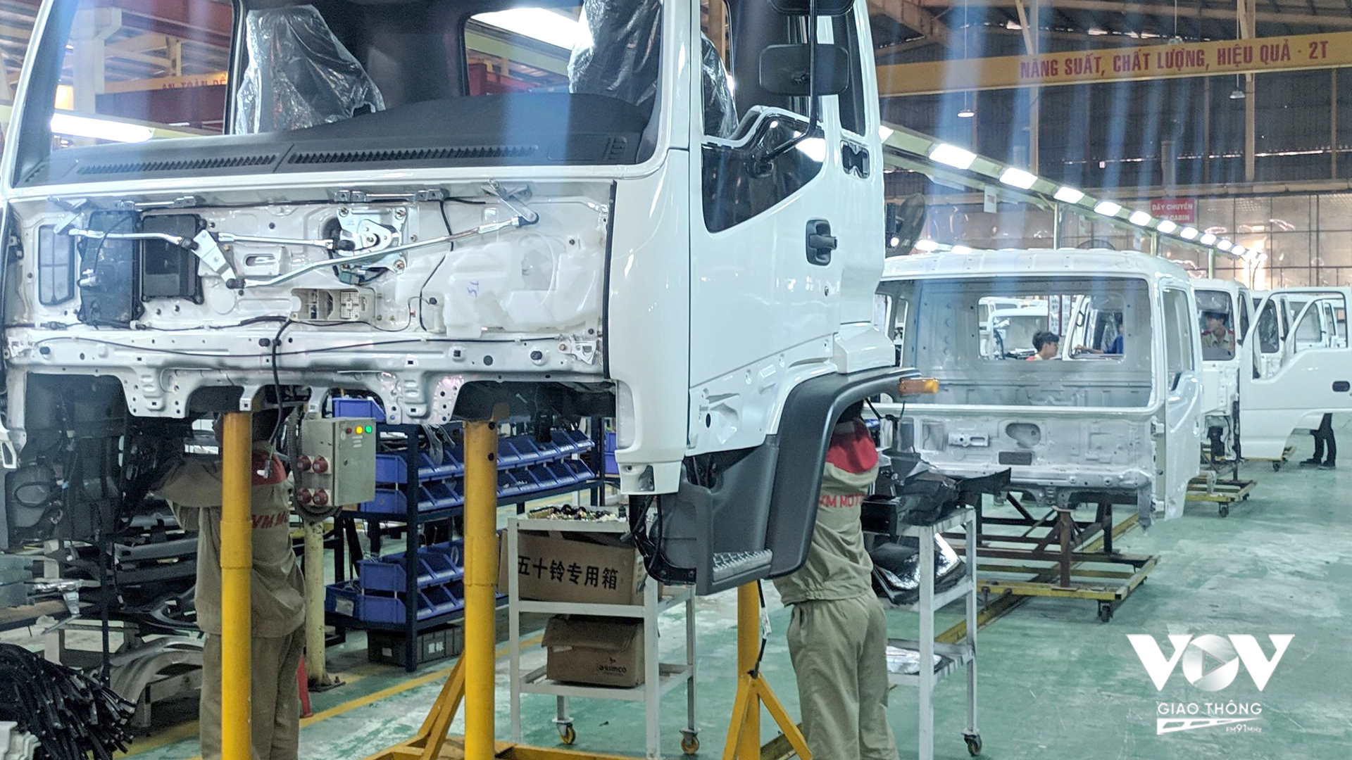 GINGA và nhiều dòng xe tải khác của ISUZU được VM Motors nhập khẩu theo dạng CKD từ nhà máy Qingling Isuzu, sau đó được lắp ráp và hoàn thiện tại Việt Nam
