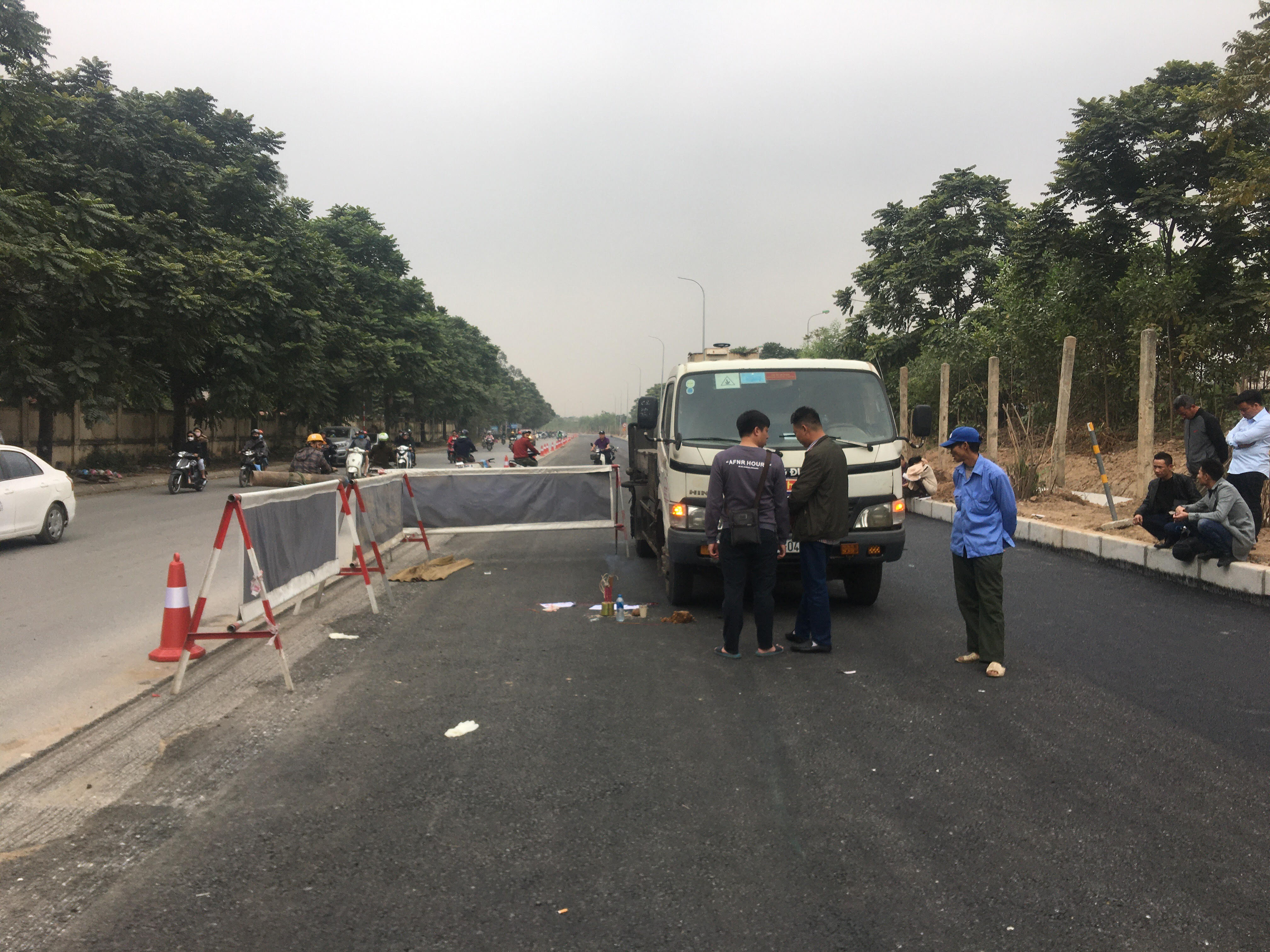 Hà Nội: Tai nạn lao động, nam công nhân bị xe bồn tưới nhựa đường cán tử vong