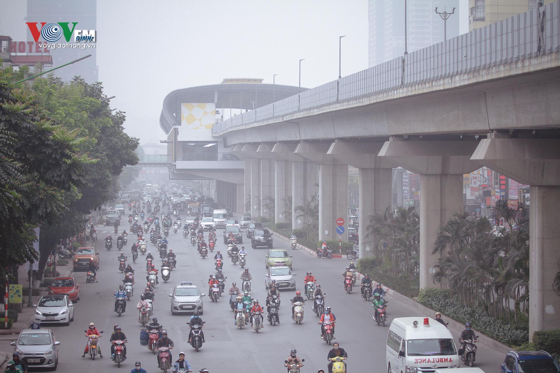 Đối với Dự án đường sắt đô thị Hà Nội, tuyến Cát Linh - Hà Đông, Thủ tướng giao Bộ Giao thông vận tải phối hợp với các cơ quan liên quan xem xét đưa vào sử dụng nếu bảo đảm tuyệt đối an toàn.