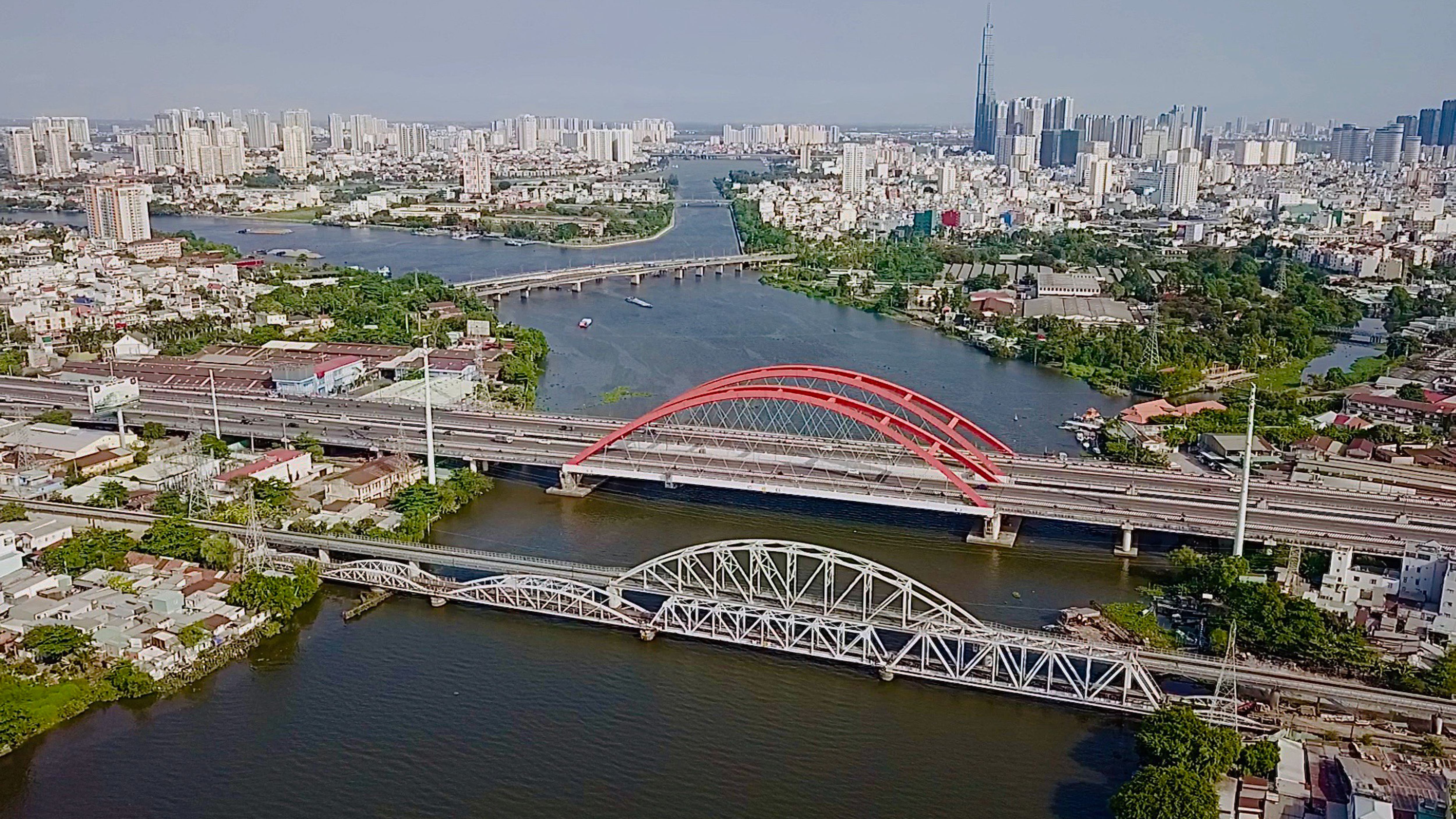 Việc tháo dỡ cầu Bình Lợi, thay bằng cầu Bình Lợi mới để TPHCM kết nối các tỉnh Đông Nam Bộ bằng các loại vận tải thủy có trọng tải lớn