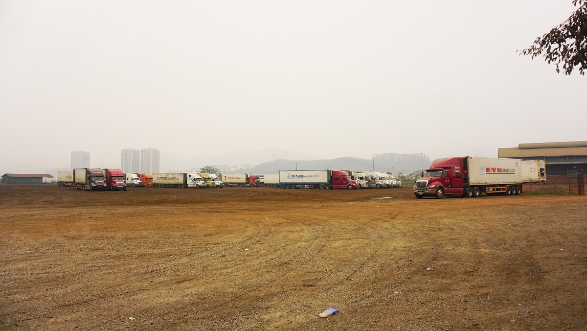 Hiện chỉ còn rất ít xe chủ yếu gửi trông giữ trước 19-2 tại bãi logistics Kim Thành