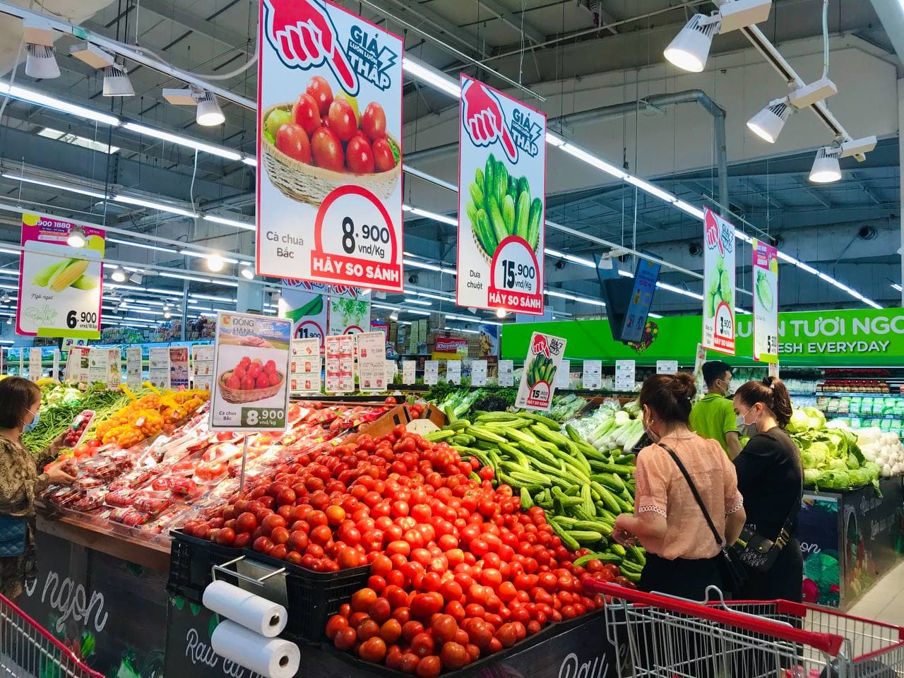 Các mặt hàng nông sản của tỉnh Hải Dương bày bán trong siêu thị Big C