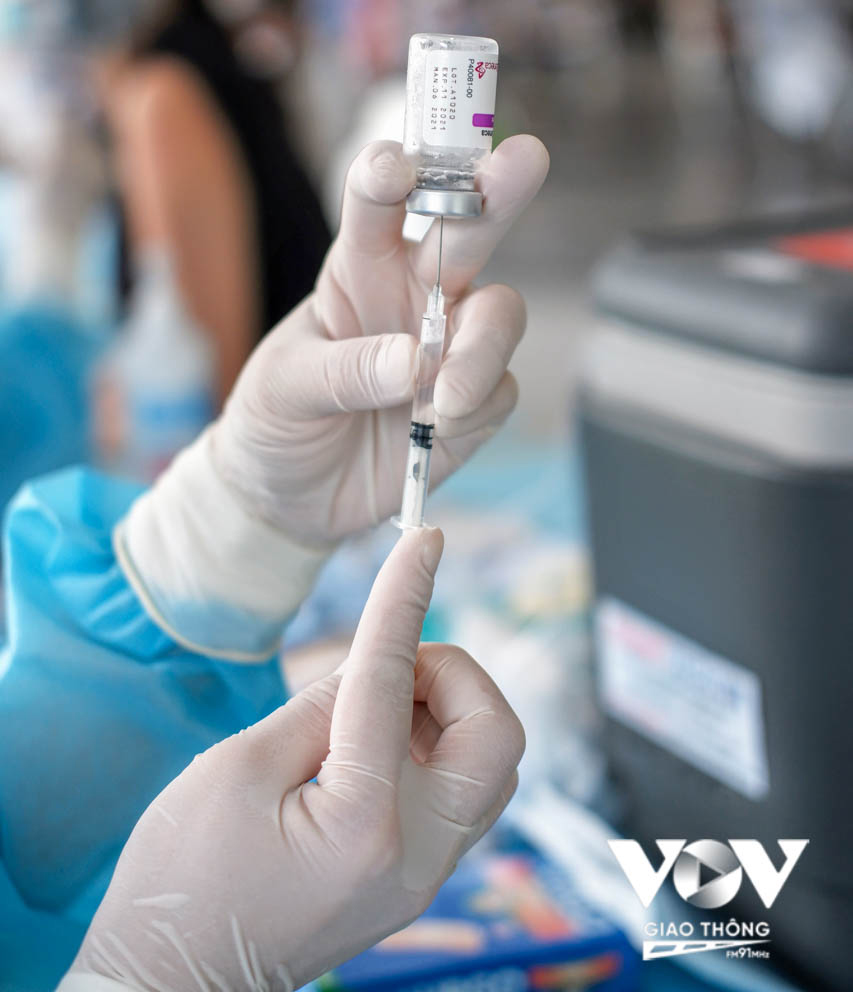 vaccine sẽ đóng một vai trò hết sức quan trong trong việc kềm chế và đẩy lùi đại dịch Covid 19 đối với TPHCM nói riêng và cả nước nói chung