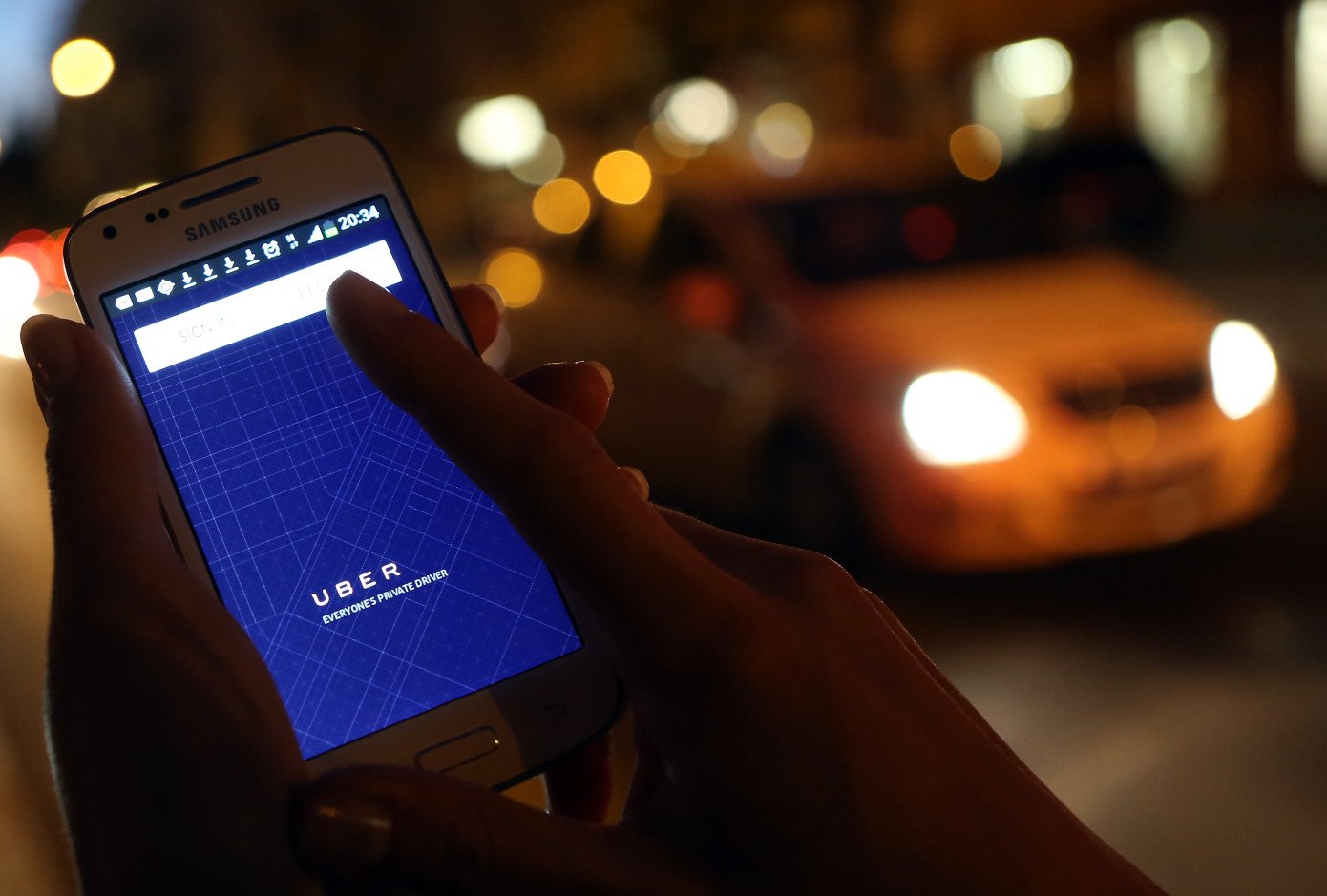 Dịch vụ gọi xe công nghệ Uber đang gặp nhiều khó khăn tại Đức
