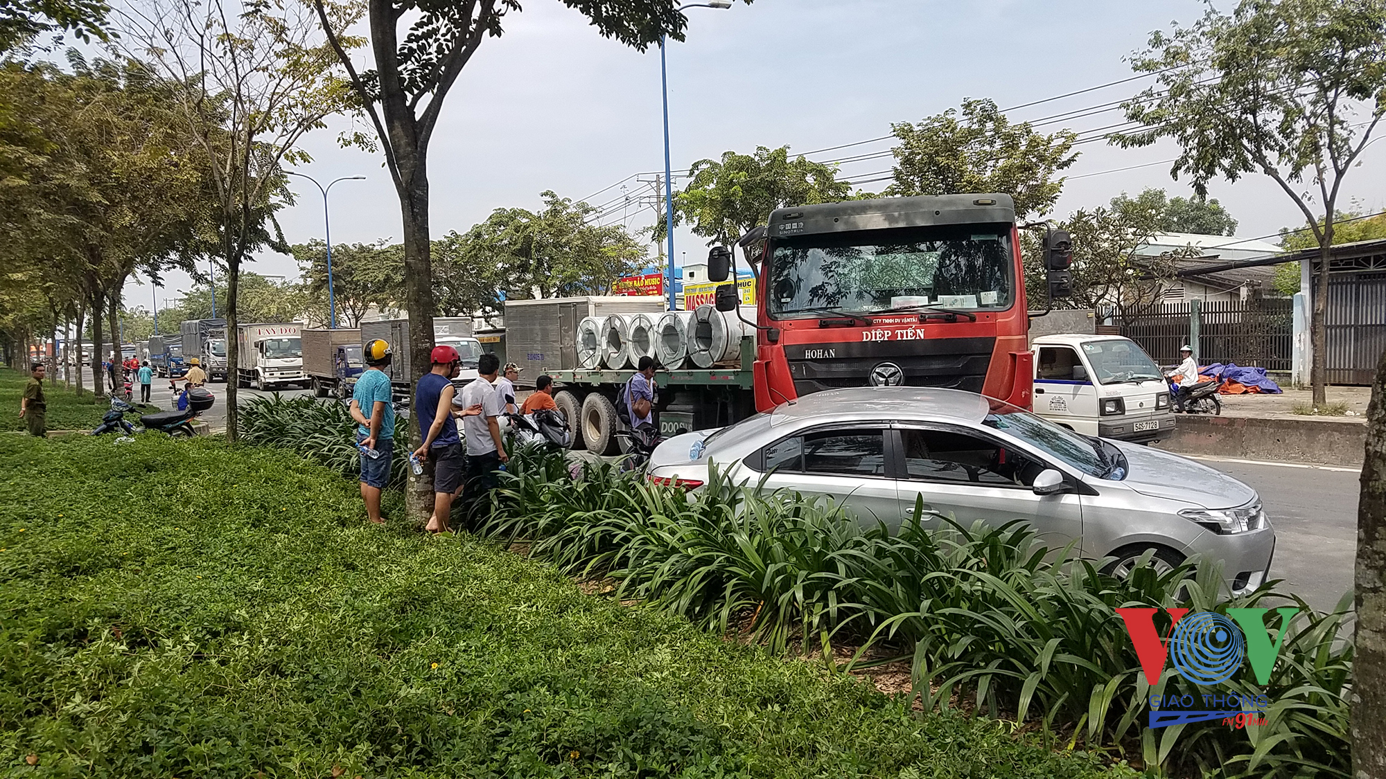 Sự cố đã ảnh hưởng tới giao thông trên đường Trần Văn Giàu