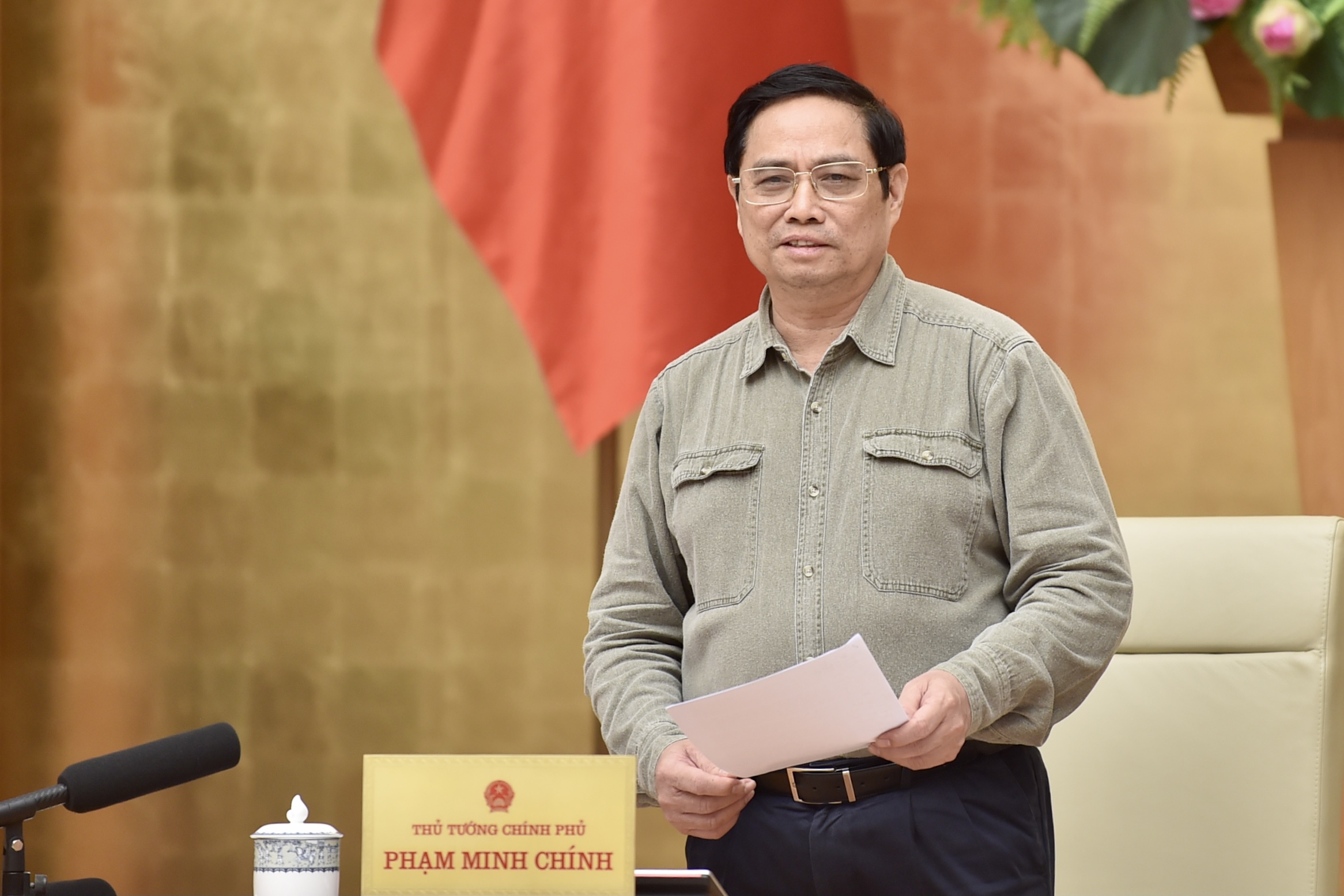 Thủ tướng Chính phủ Phạm Minh Chính, Trưởng Ban Chỉ đạo quốc gia phòng chống COVID-19 chủ trì cuộc họp trực tuyến toàn quốc của Ban Chỉ đạo với các địa phương