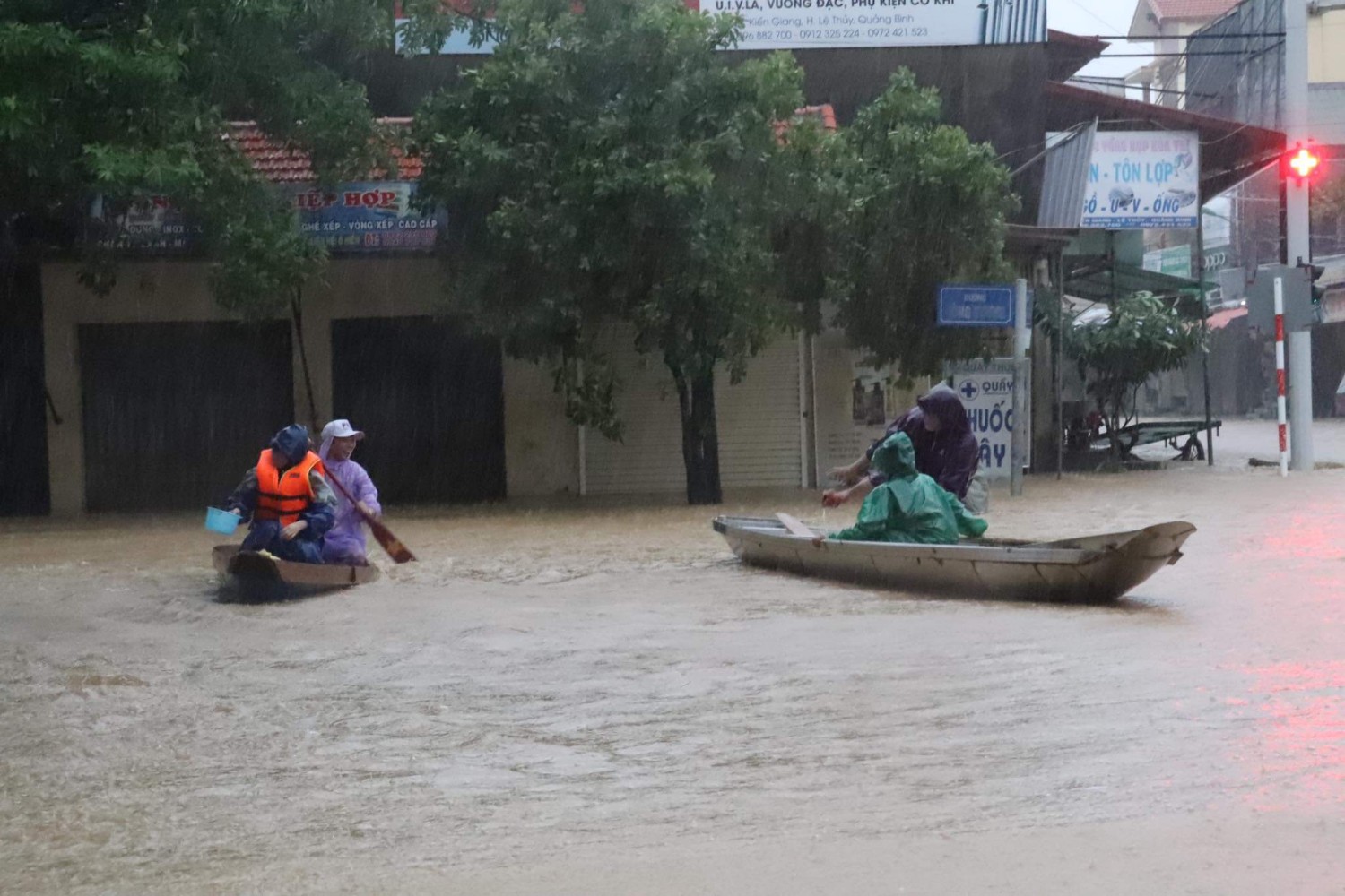 Người dân huyện Lệ Thủy sống bên dòng Kiến Giang năm nào cũng chịu ảnh hưởng bởi lũ lụt