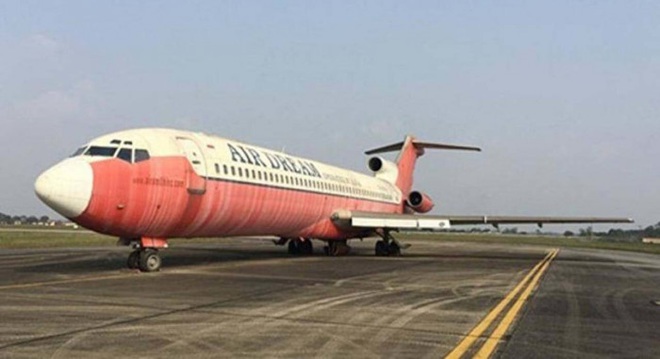 Chiếc Boeing B727-200 của Hãng hàng không Royal Khmer Airlines "bỏ quên" tại sân bay Nội Bài - Hà Nội đã 14 năm