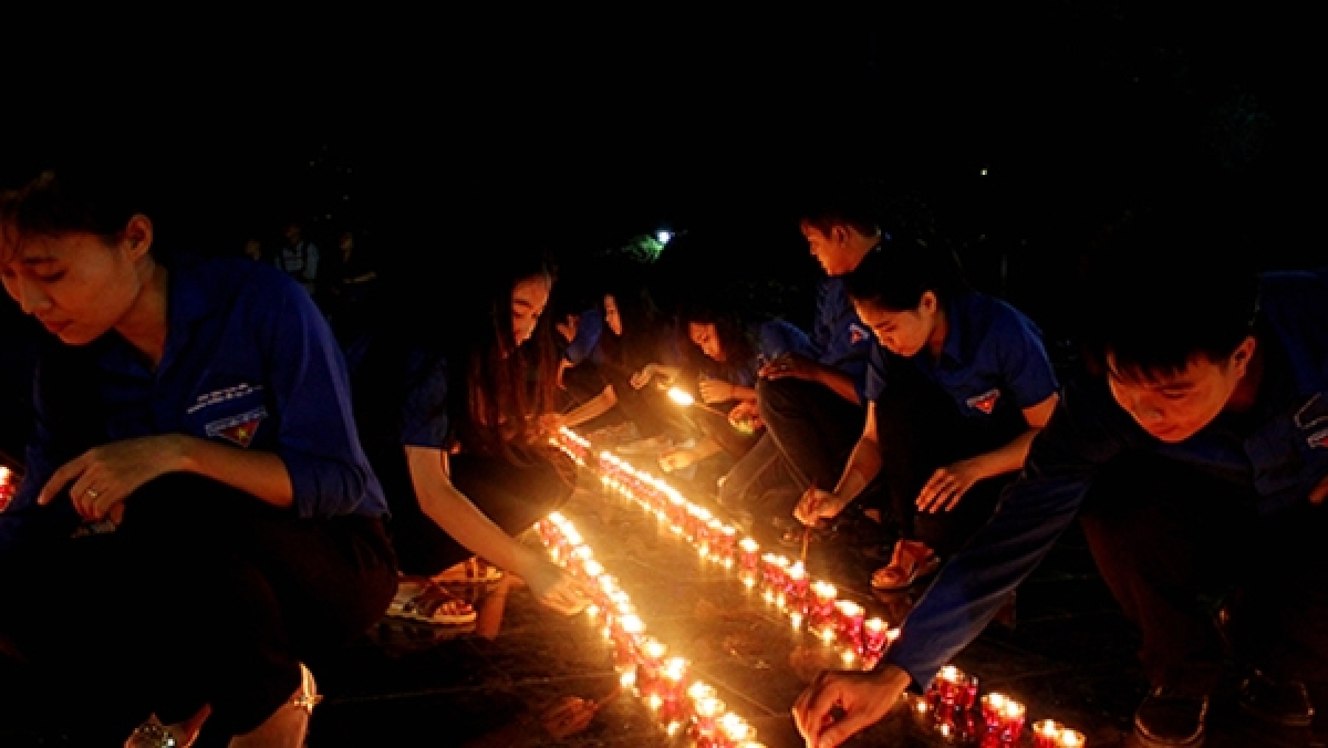 Tại điểm cầu chùa Pháp Hoa, sẽ có khoảng 3.000 chiếc đèn hoa đăng được chuẩn bị để phục vụ Lễ tưởng niệm.