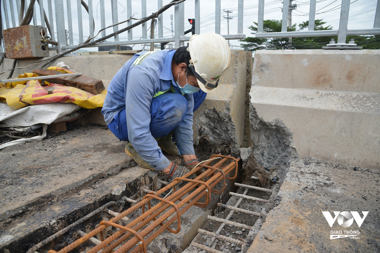 Theo ông Lương Minh Phúc (Giám đốc Ban Giao thông) công trình đang chạy nước rút hoàn thành Nhánh cầu 1 để đưa vào khai thác. Đây là công trình giao thông đầu tiên hoàn thành sau thời gian thành phố khôi phục các hoạt động sau đại dịch.
