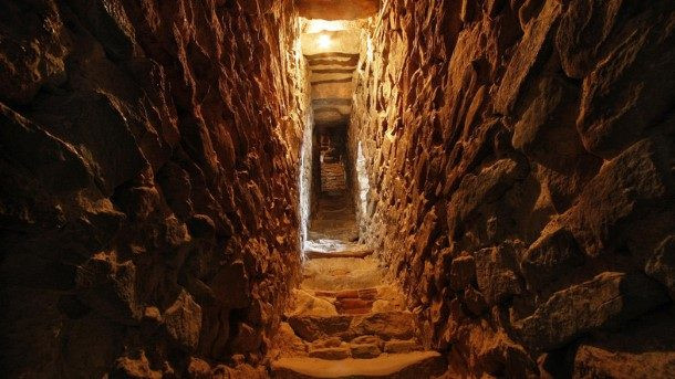 Hầm ngục tối của vương quốc Bithynia nằm ở thành phố Bursa, Tây Bắc Thổ Nhĩ Kỳ khiến nhiều người rùng mình. Theo các chuyên gia, những ngục tối nằm sâu dưới lòng đất này từng được sử dụng để tra tấn và giết hại tù nhân.