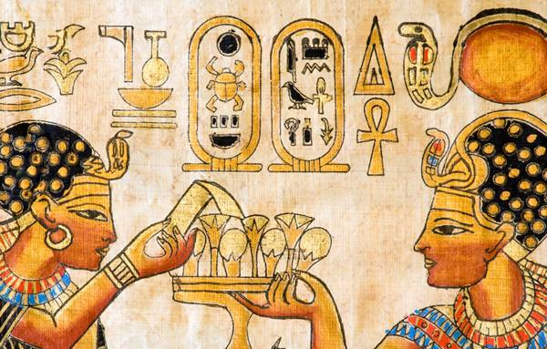Trước sự việc này, nhiều người không khỏi tò mò vì sao người Ai Cập lại có thói quen đặc biệt như vậy. Theo đó, các chuyên gia đã vào cuộc tìm hiểu và giải mã được bí ẩn này.