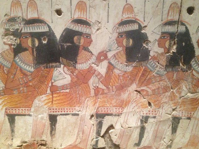 Đặc biệt, vào thời cổ đại, chấy rận là nỗi ám ảnh kinh hoàng đối với người dân Ai Cập.