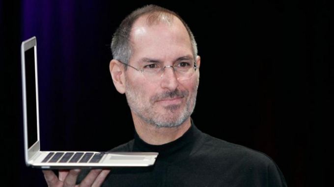 Steve Jobs là một cái tên nổi tiếng, ông đã làm thay đổi thể giới, nhưng ông đã sớm kết thúc cuộc sống của mình ở tuổi 56 vì ung thư tuyến tụy.