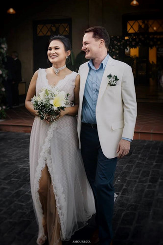 Đám cưới xa hoa khiến nhiều người tò mò về thân thế vợ mới cưới của chồng cũ Hồng Nhung. Ảnh: Amour & Co. Photography/FBNV.