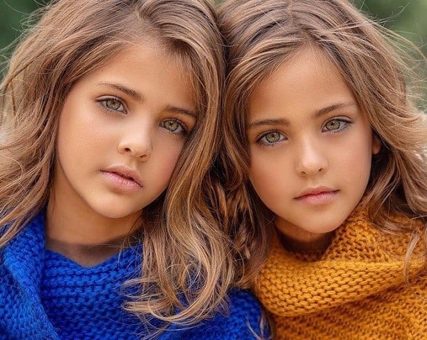 Hai chị em song sinh rất nổi tiếng trên mạng xã hội này hiện là gương mặt vô cùng quen thuộc của nhiều nhãn hàng nổi tiếng