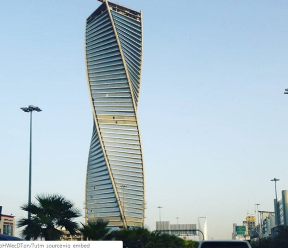 Majdoul là một tòa tháp 50 tầng thiết kế xoắn ở Riyadh, Ả Rập Saudi. Đây cũng là tòa tháp xoắn cao thứ tám trên thế giới.