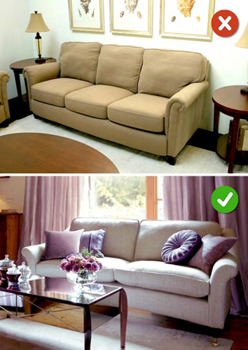 Đệm sofa tạo ra sự thoải mái khi sử dụng. Vì vậy, khi chọn hãy xem xét chất liệu đệm có phù hợp với sofa hay không. Nếu nội thất phòng khách được làm bằng nhung hoặc velour thì không dùng chung với hàng vải bông hoặc lanh...