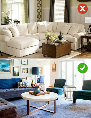 Sai lầm phổ biến nhất khi thiết kế phòng khách là chọn nội thất quá lớn so với căn phòng. Nếu phòng khách lớn, có thể mua chiếc ghế sofa rộng rãi còn phòng nhỏ thì thích hợp với những chiếc ghế bành nhỏ gọn.