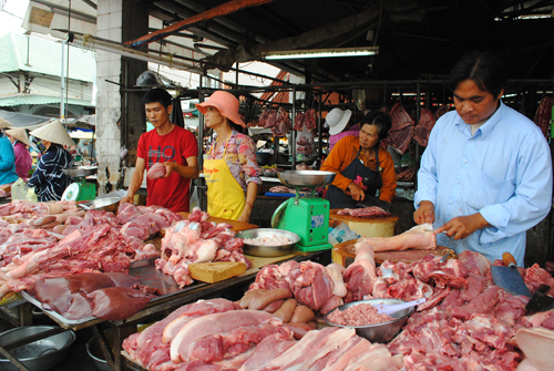 Từ khi xuất hiện dịch tả heo châu Phi, giá thịt heo ở các chợ của TP.Cần Thơ giảm dần (Ảnh internet)