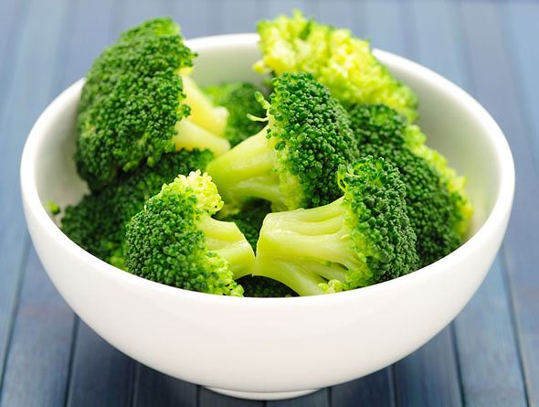 Giàu vitamin K và C, bông cải xanh cũng chứa một hợp chất gọi là sulforaphane, có thể giúp ngăn ngừa hoặc làm chậm sự tiến triển của viêm xương khớp.Ảnh minh họa: Internet  