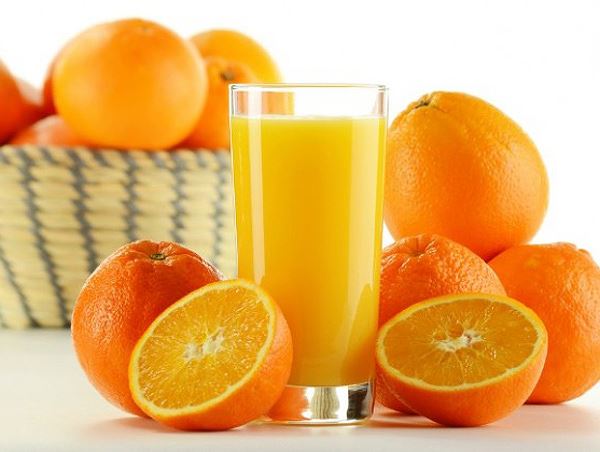 Trái cây có múi - như cam, bưởi và chanh - rất giàu vitamin C. Nghiên cứu cho thấy rằng có đủ lượng vitamin C giúp cơ thể ngăn ngừa viêm khớp và duy trì khớp khỏe mạnh. Ảnh minh họa: Internet  