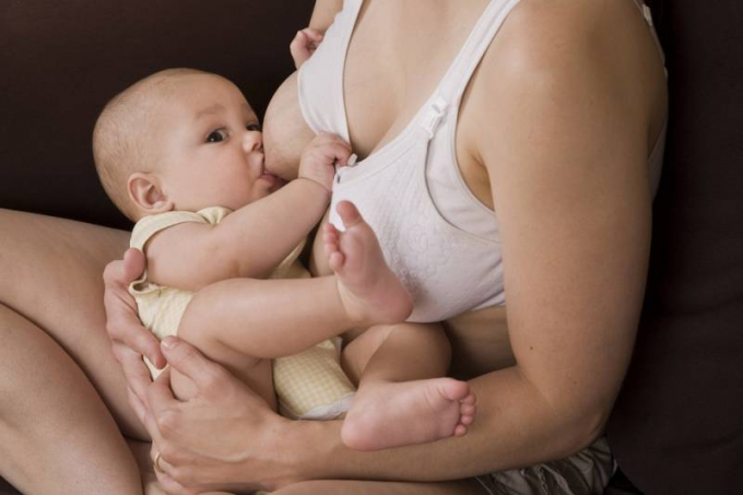Áo ngực tiện lợi phù hợp cả khi mang bầu và sau sinh là cần thiết cho các mẹ bầu