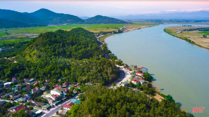 Núi Hồng sông Lam đã trở thành biểu tượng văn hóa xứ Nghệ