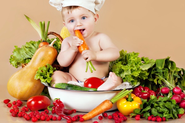 Chế độ dinh dưỡng khoa học và hợp lí giúp tăng cường sức đề kháng tối ưu cho trẻ (Ảnh minh họa)